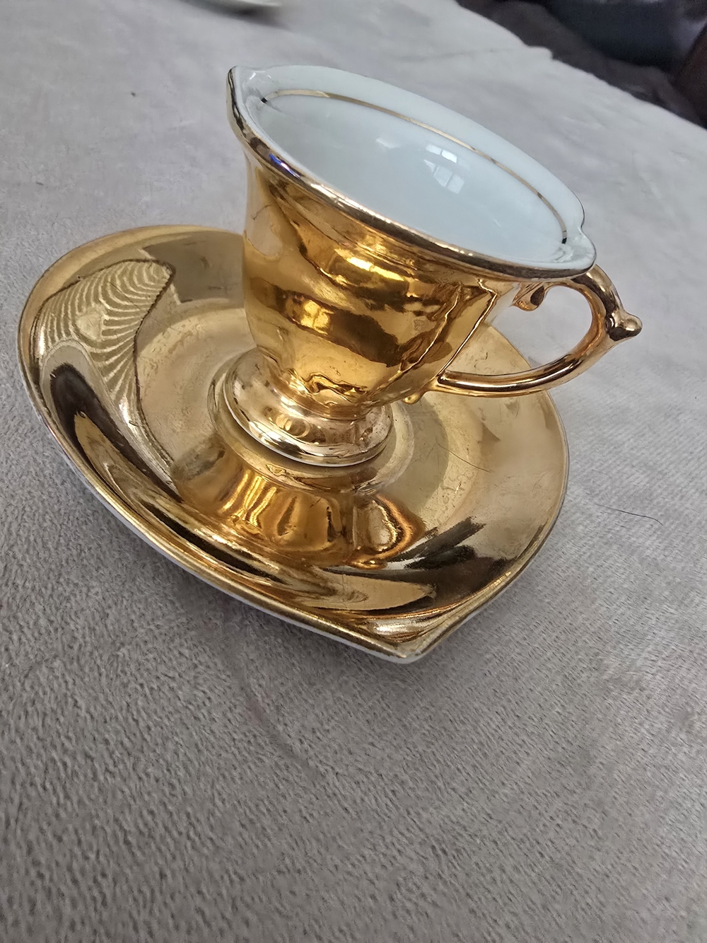 Gold and White Porcelain Expreso cup and Saucer Set From Japan